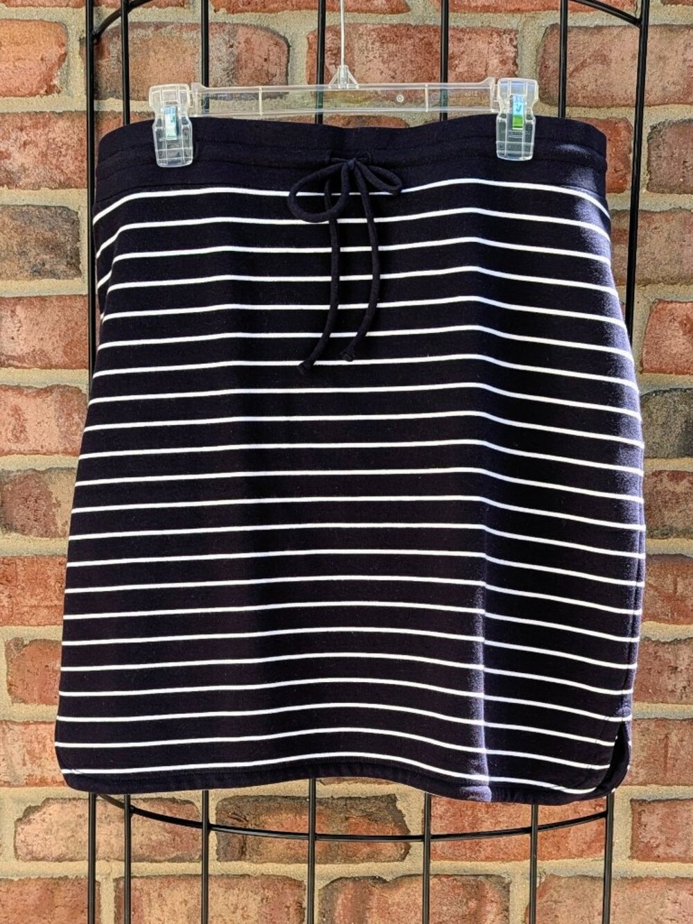 T by Talbots Striped Pull-On Skirt - Navy & White - Size LP